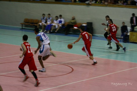 Taganrog basketbol (106)